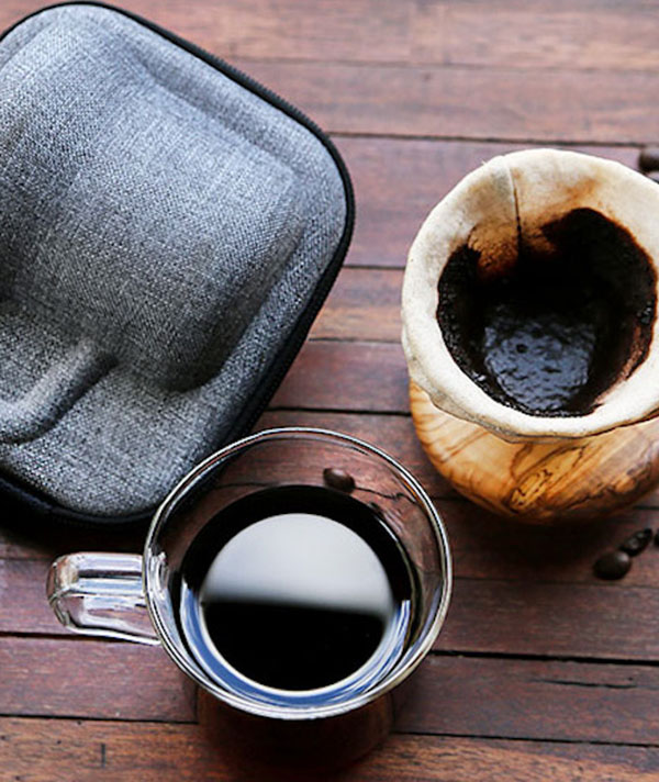 athia,Taiwanese brand coffee products, including coffee cloth filters and coffee drippers.